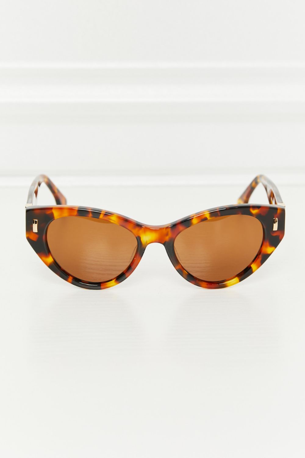 Tortoiseshell Acetate Frame Sunglasses - adritiX