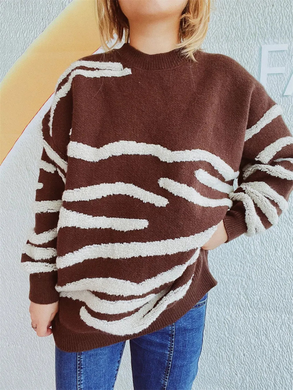 Elegant Contrast Round Neck Long Sleeve Sweater - adritiX