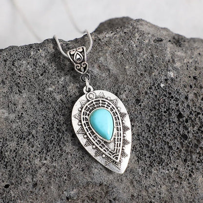 Geometric Alloy Pendant Necklace - adritiX