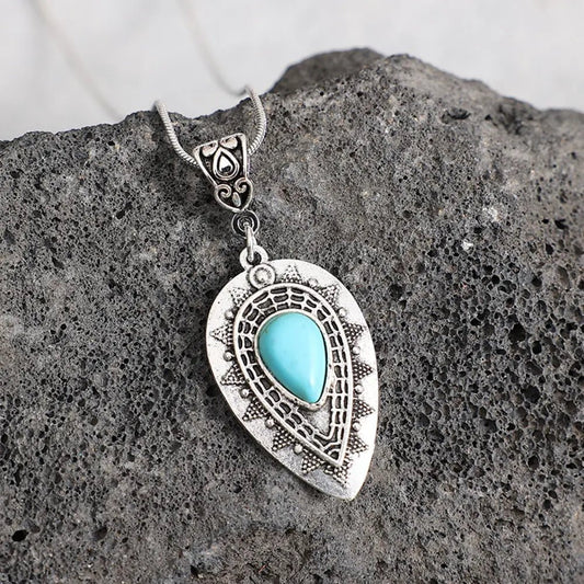 Geometric Alloy Pendant Necklace - adritiX