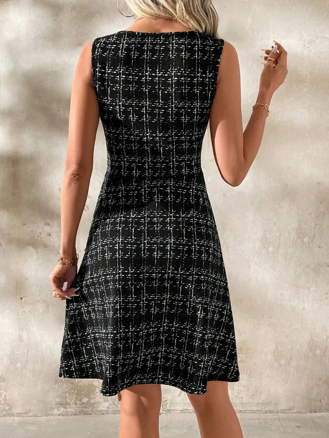Round Neck Sleeveless Dress - adritiX