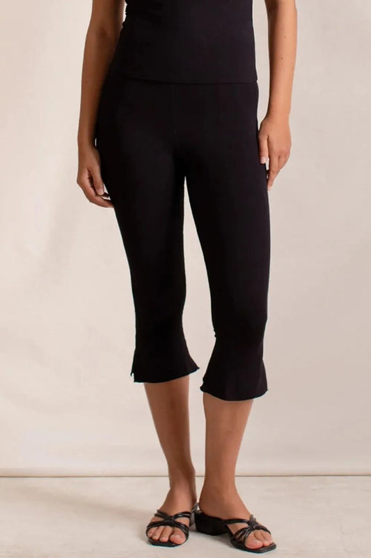 Side Slit Capris Leggings - adritiX