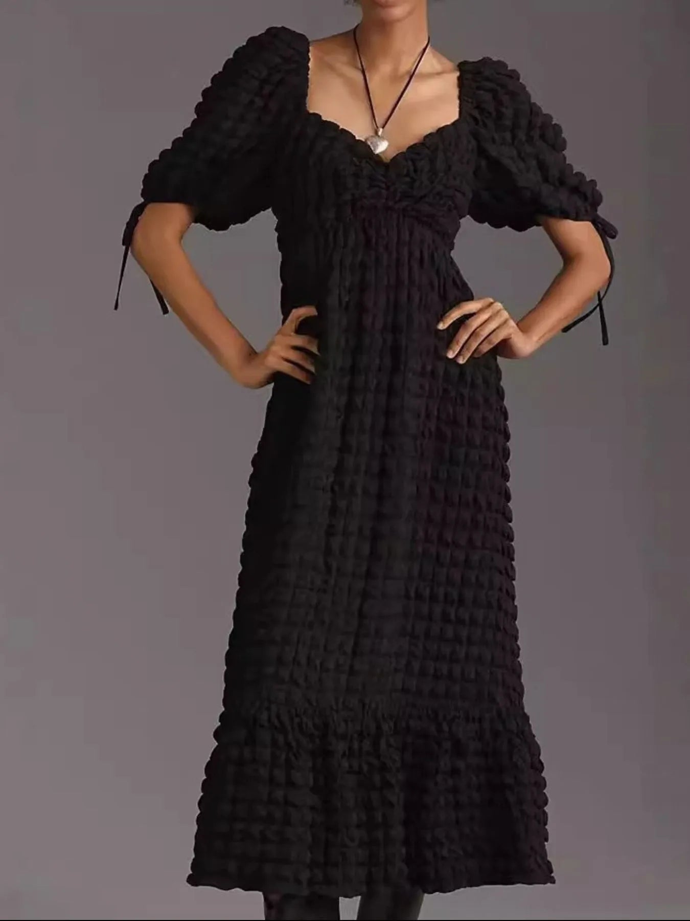 Textured Sweetheart Neck Short Sleeve Dress - adritiX