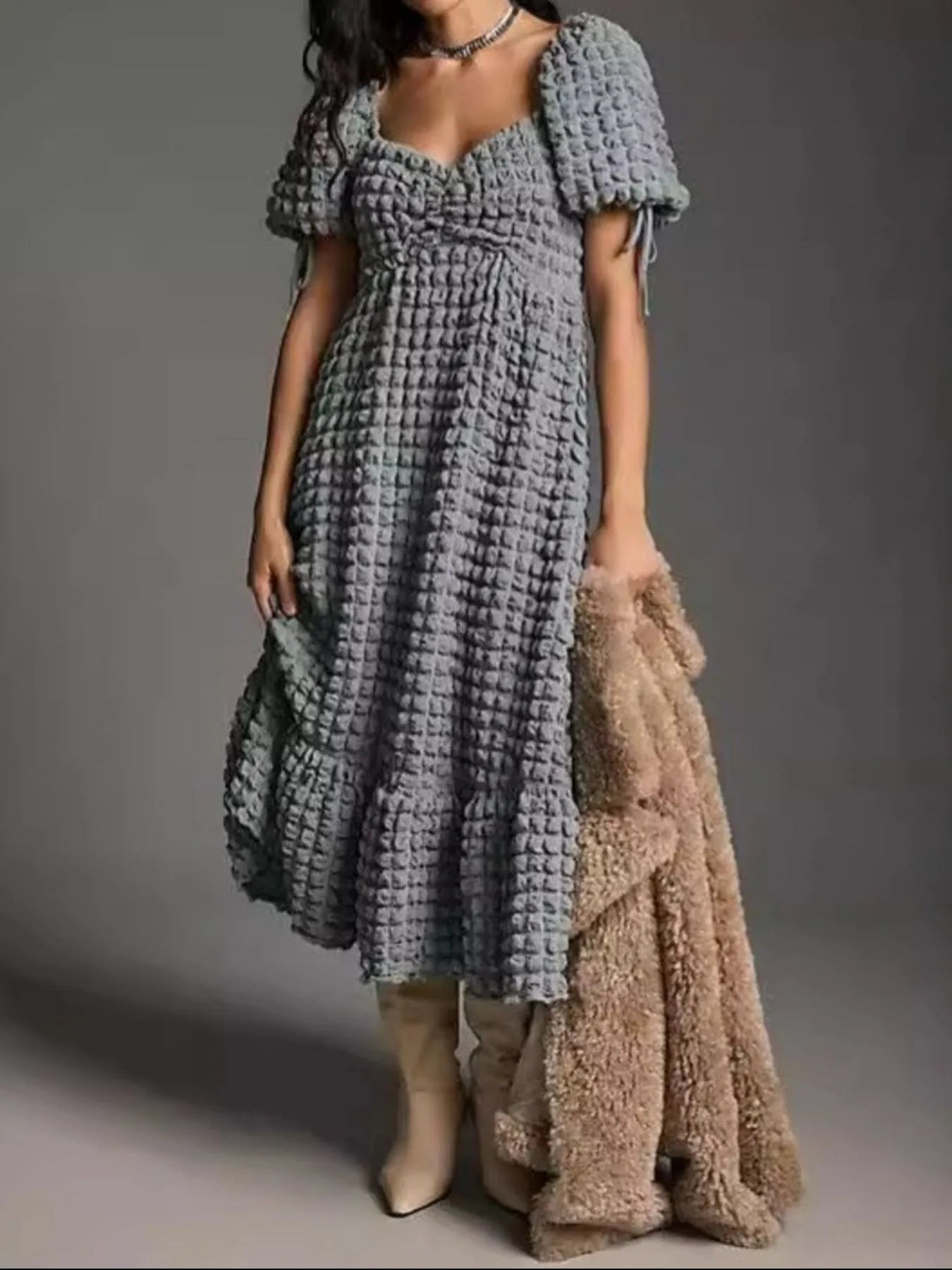 Textured Sweetheart Neck Short Sleeve Dress - adritiX