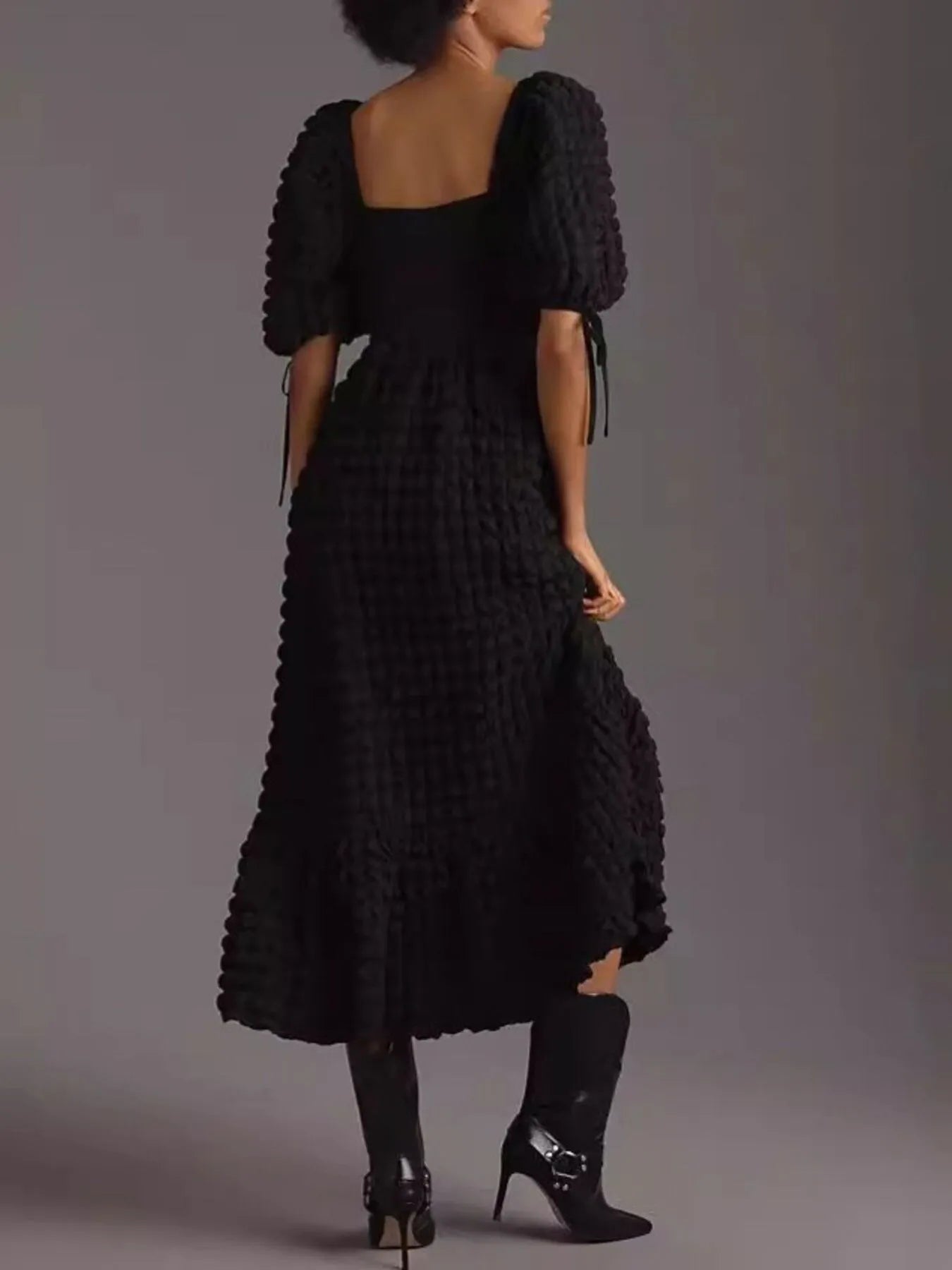 Textured Sweetheart Neck Short Sleeve Dress - adritiX
